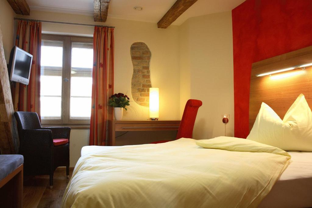 Hotel zum grünen Baum Plattling Habitación foto